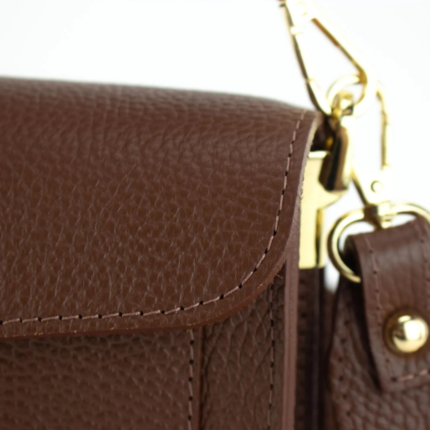 Bandolera Piel Pregato Fíbula Marrón - KimondoShop