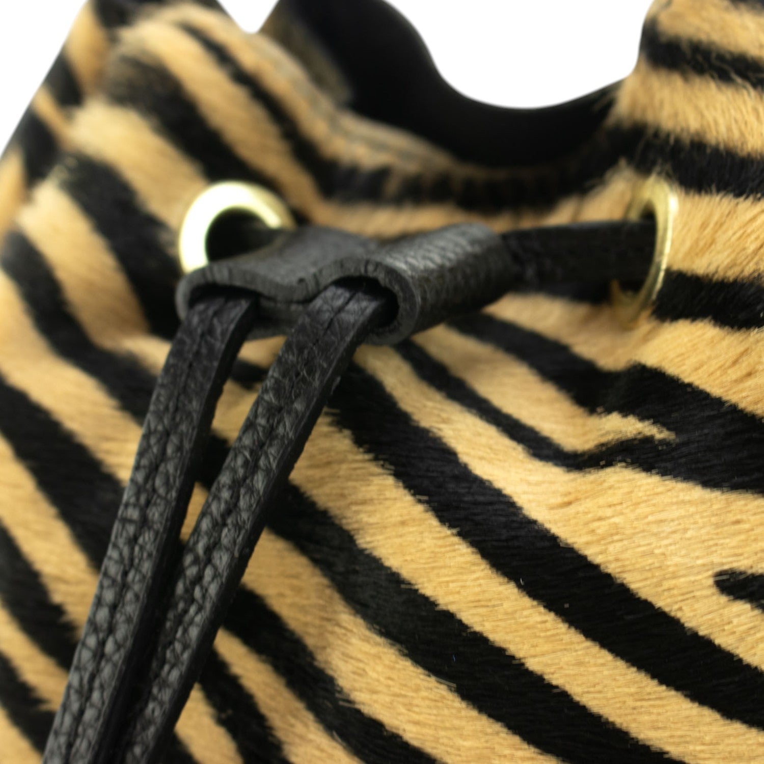 Bolso bombonera en Piel Pregato Ayra Tigre - KimondoShop